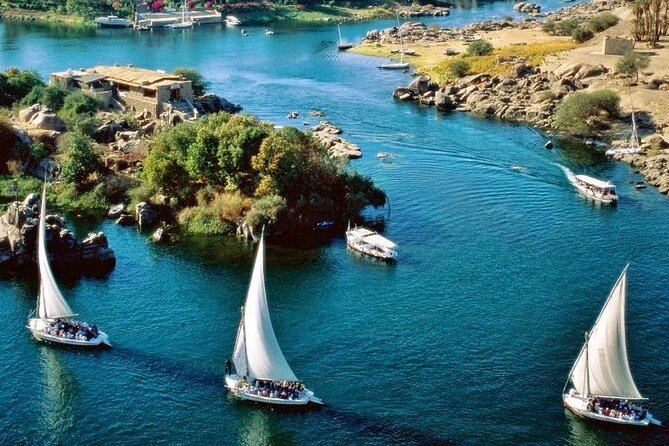 4-Day 3-Night Nile Cruise from Aswan to Luxor&Abu Simbel+Balloon - Guides make the difference