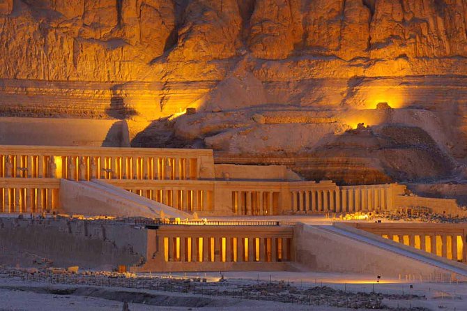 6 Days Hypnotic Cairo & Nile Cruise Tour Package - Day 2: Giza, Khufu, and the Egyptian Museum