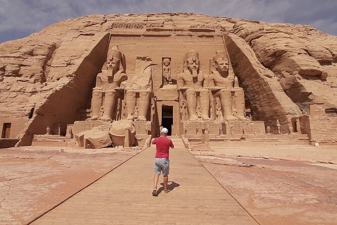 Abu Simbel Private Full-Day Tour from Aswan - Guide quality and the most important booking question