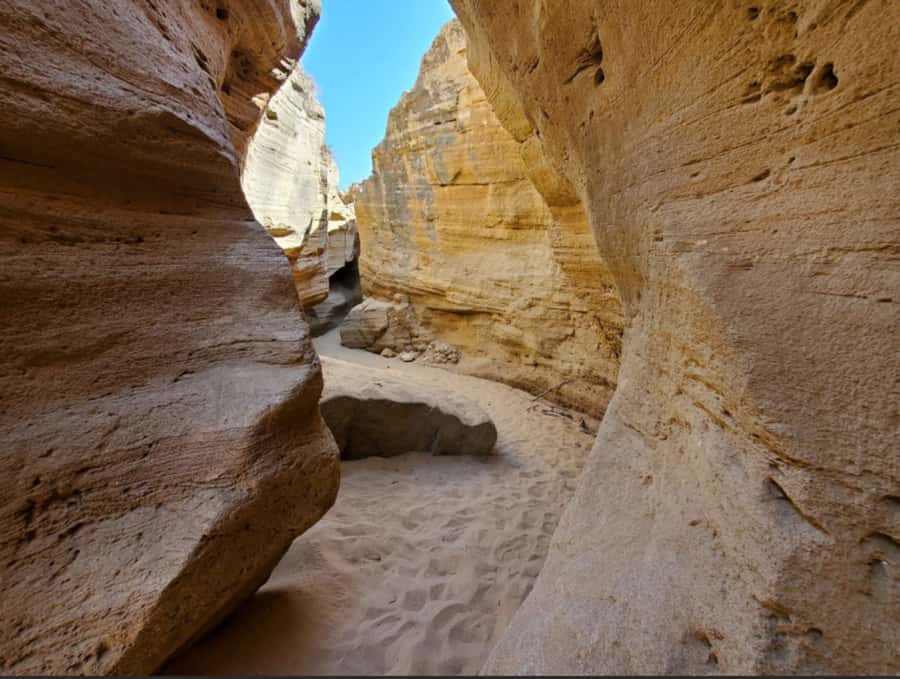 Agadir: Sandboarding Guided Experience & Visit to the Canyon - What the guides add to the experience
