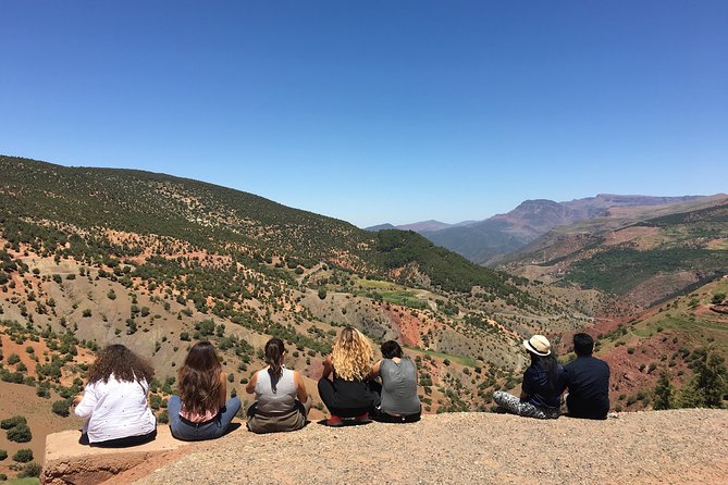 All Inclusive Atlas Mountains & 5 Valleys Day Tour from Marrakech - What the guide adds to the day