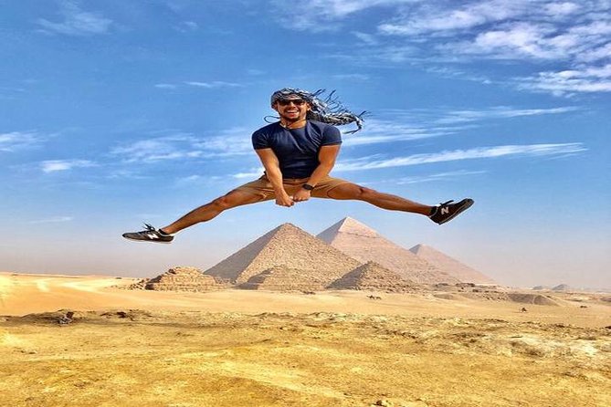 All-inclusive Private Trip Giza Pyramids Sphinx Saqqara, Dahshur - The Sphinx adds the story and the close-up view