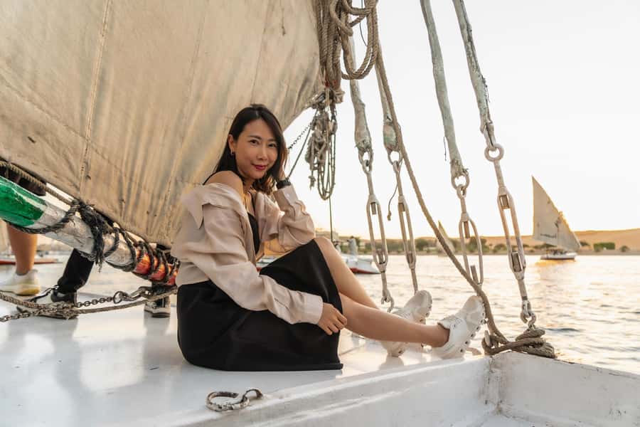 Aswan: Felucca Ride on The Nile River with an Egyptian Meal - Eating an Egyptian meal on the water