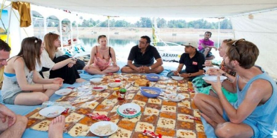 Aswan: Felucca Ride on The Nile River with an Egyptian Meal - Guide support, photos, and the private setting