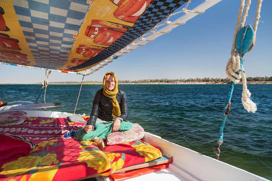 Aswan: Felucca Ride on The Nile River with an Egyptian Meal - Meeting your driver and reaching the river