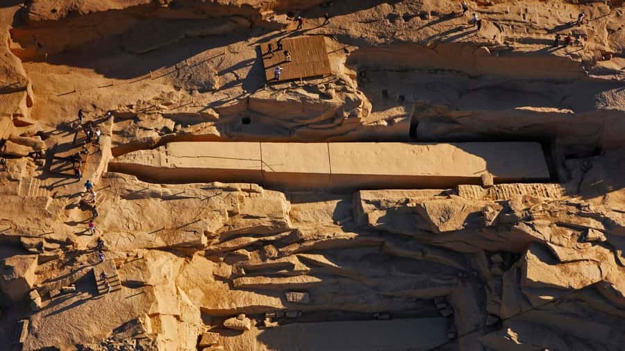 Aswan: High Dam, Unfinished Obelisk, & Philae Private Tour - Guide quality and the private-tour advantage