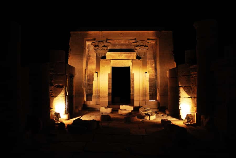 Aswan: Philae Temple Sound & Light Show with Entrance Fees - Why Philae feels different at night