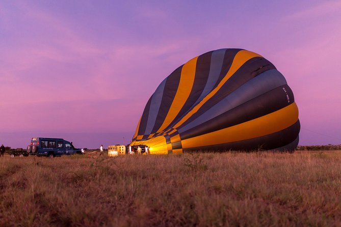 Balloon Safari & Bush Breakfast in Serengeti - Miracle Experience - The landing and traditional Champagne toast