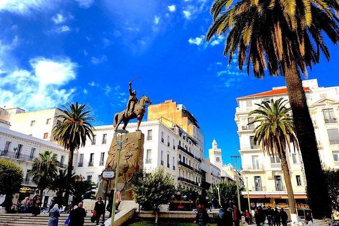 "Best of Algiers city" by Fancyellow - A fast, useful introduction to Algiers