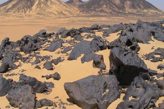 Black and White Desert and Bahariya Oasis Tour 2 Days 1 Night - Crystal Mountain and Agabat Valley