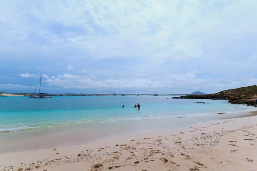 Boa Vista: Beautiful Beaches, Turtles & Djeu Island Snorkel - Santa Monica Beach and the southern coast