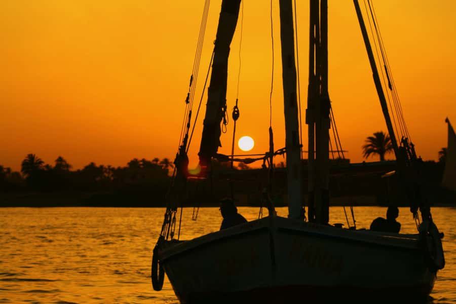 Cairo: 1 or 2-Hour Felucca Ride on the Nile with Transfers - Felucca or motorboat?