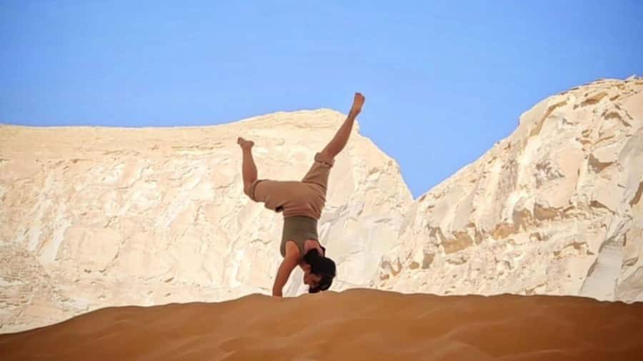 Cairo: 2-Day Bahariya & White Desert Private Camp Adventure - Crystal Mountain and the road to Agabat