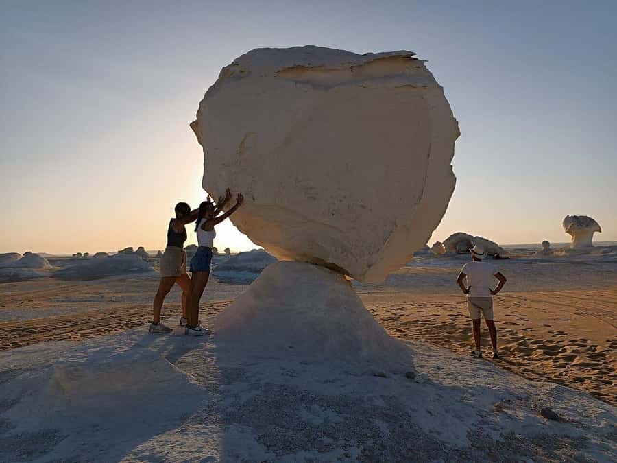 Cairo: Bahariya Oasis & White Desert A Private Day Adventure - Key points to know before you book