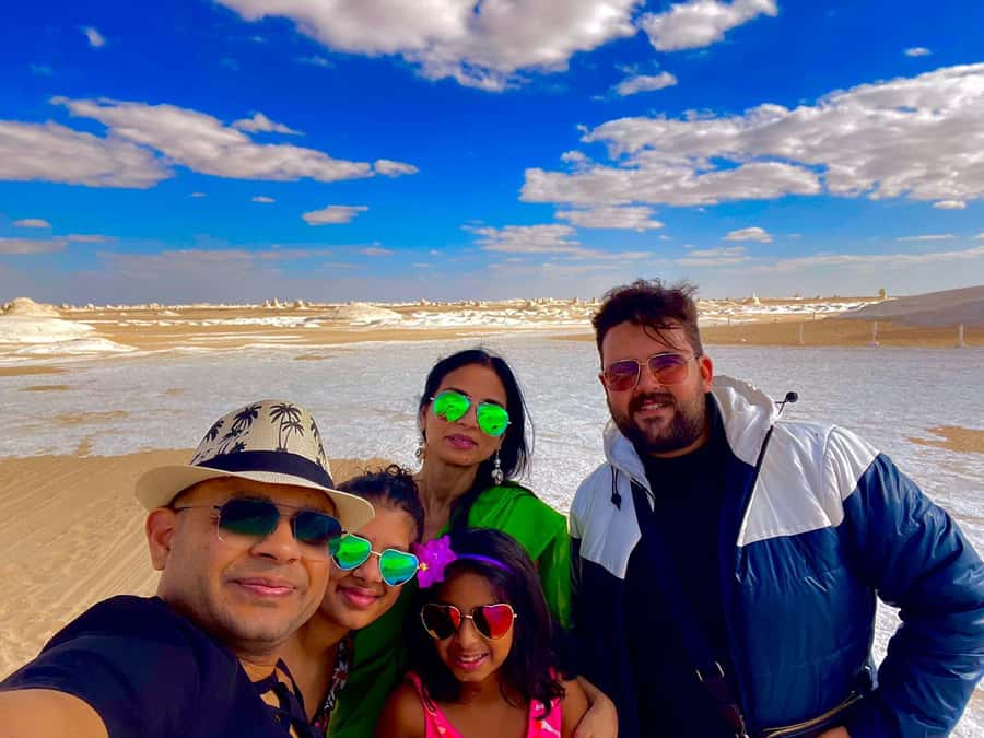 Cairo: Bahariya Oasis & White Desert A Private Day Adventure - Cairo to Bahariya Oasis: a long road with a clear reward