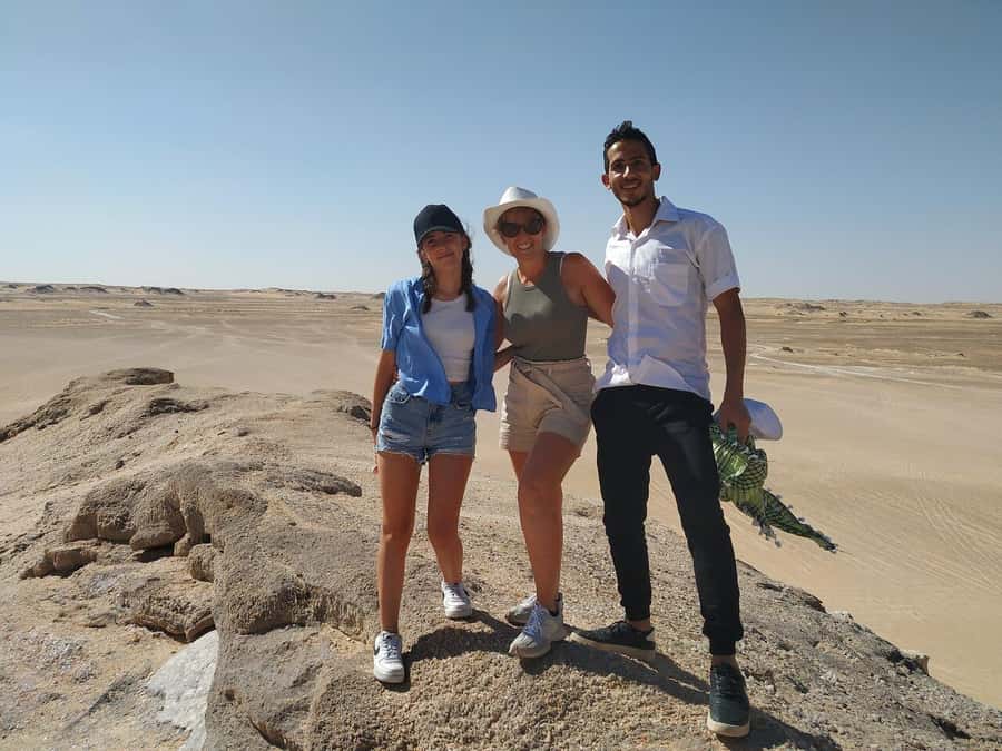 Cairo: Bahariya Oasis & White Desert A Private Day Adventure - Hot and cold springs before the return journey