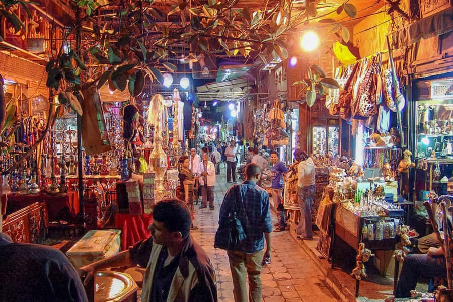 Cairo: Best Kept Secrets Night Tour - Khan El Khalili and the pressure of the market