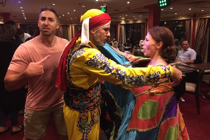 Cairo Dinner Cruise in Nile River With Belly Dancer & Tanora show - Is $8 good value?