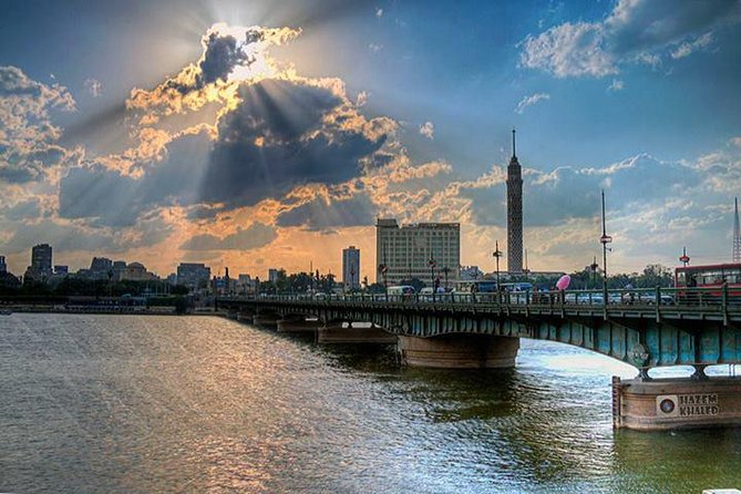 Cairo Dinner Cruise on the River Nile with Belly Dancing Show - The buffet dinner and what to expect on the plate
