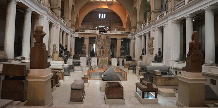 Cairo: Egyptian Museum, Citadel, and Old Cairo Guided Tour - Shared, private, and VIP choices