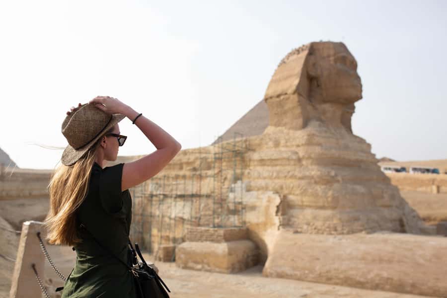 Cairo: Female-Guided Pyramids, Sphinx & Museum City Tour - Why the female guide changes the day