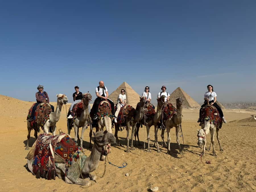 Cairo: Giza Pyramids & Grand Egyptian Museum Tour with Lunch - The Sphinx and the stories behind it