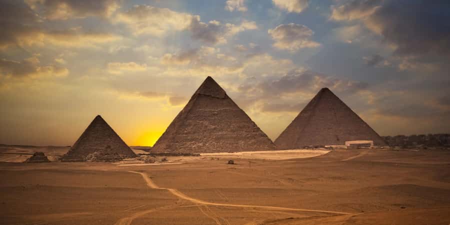 Cairo: Memphis, Sakkara and Dahshur Pyramids Day Tour - Inside the Bent Pyramid at Dahshur