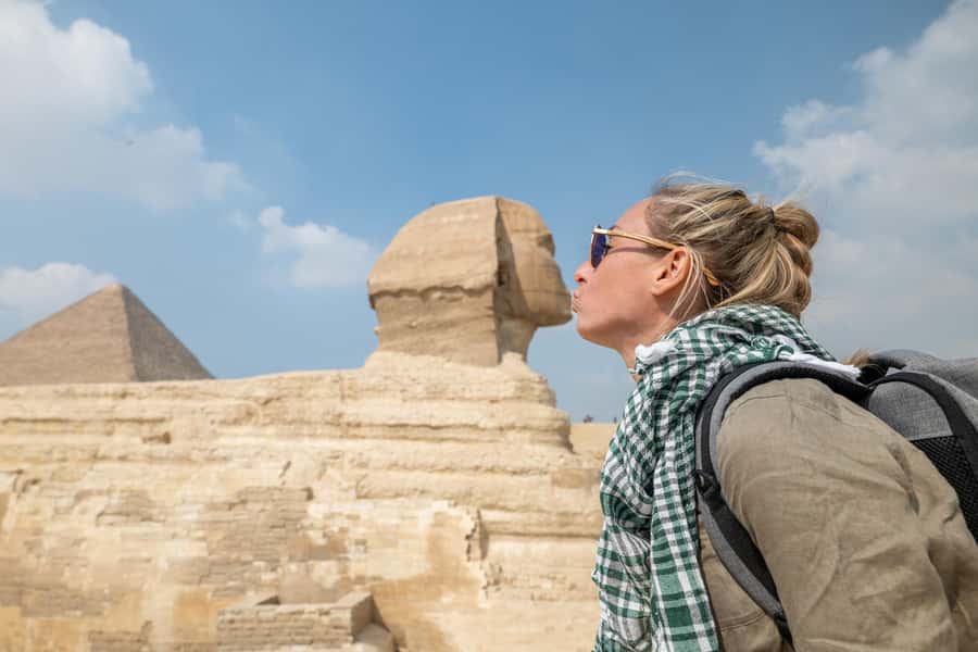 Cairo: Private Tour to Giza Pyramids with Camel Ride & Lunch - Seeing the Great Sphinx up close