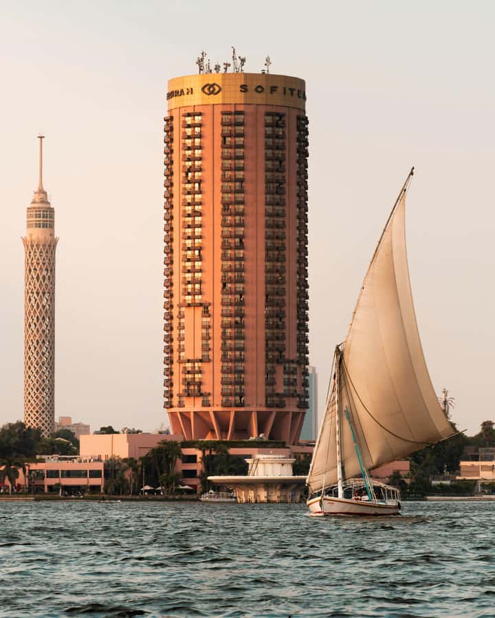 Cairo: Sunset Felucca Ride and Food Tour With Private Guide - When a felucca becomes a motorboat