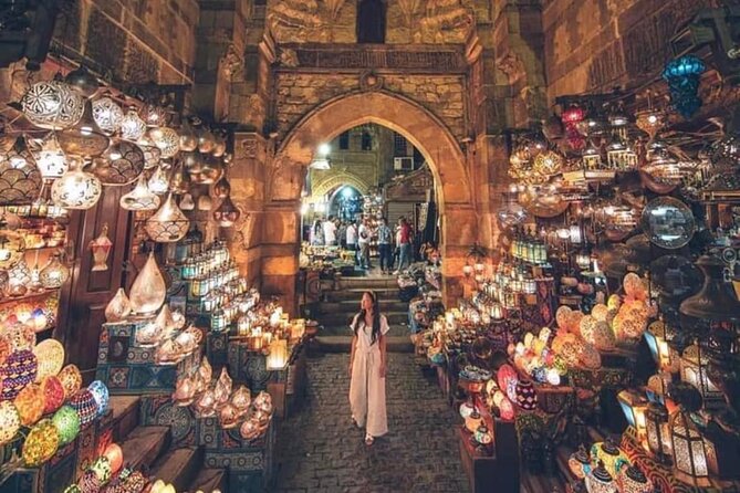 Cairo VIP Guided Tour to Khan El-Khalili Market with Lunch - Walking through Khan el-Khalili