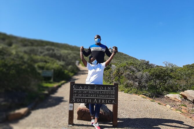 Cape of Good Hope & Boulder Penguins Full-Day Tour from Cape Town - Lunch in Simon’s Town and the penguins at Boulders Beach
