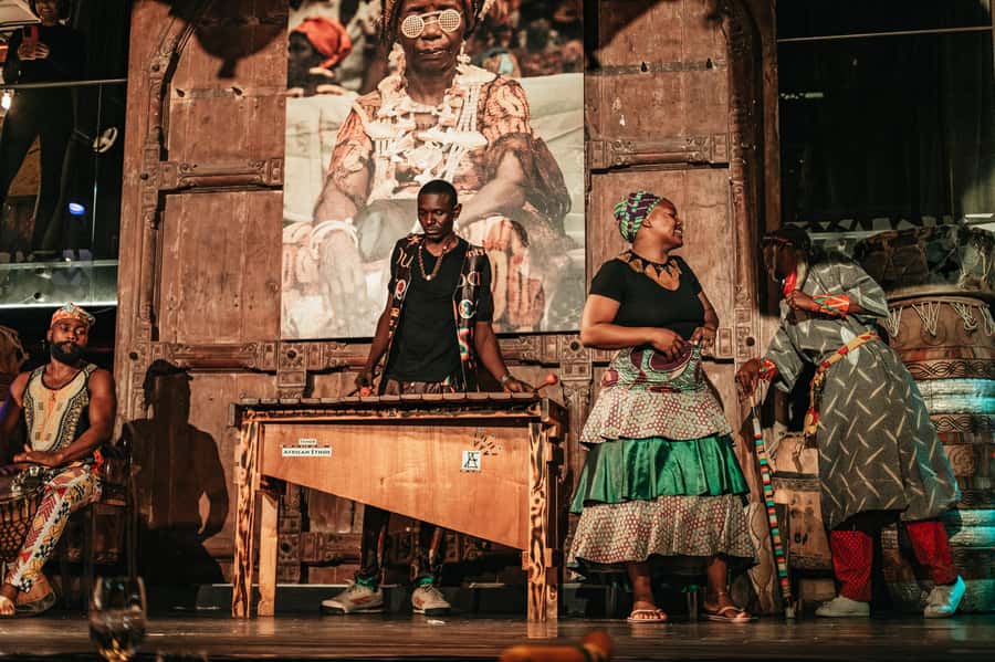 Cape Town: African Dinner, Drumming Experience with Transfer - Who will enjoy this most?