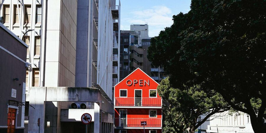 Cape Town: Art, Culture & History Walking Tour - Ending with coffee and practical local advice