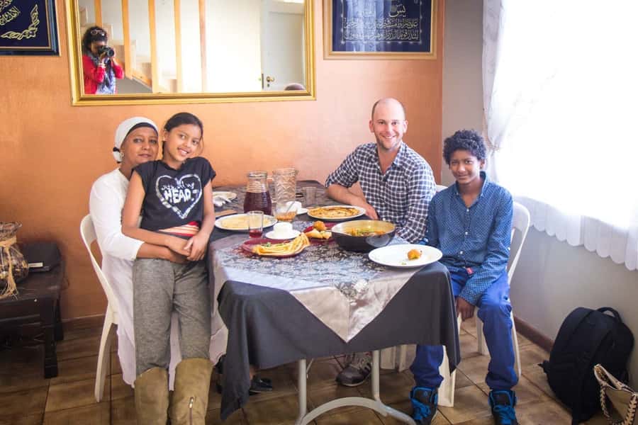 Cape Town: Bo-Kapp Walking Tour and Malay Cooking Class - The mosque, museum, and local streets