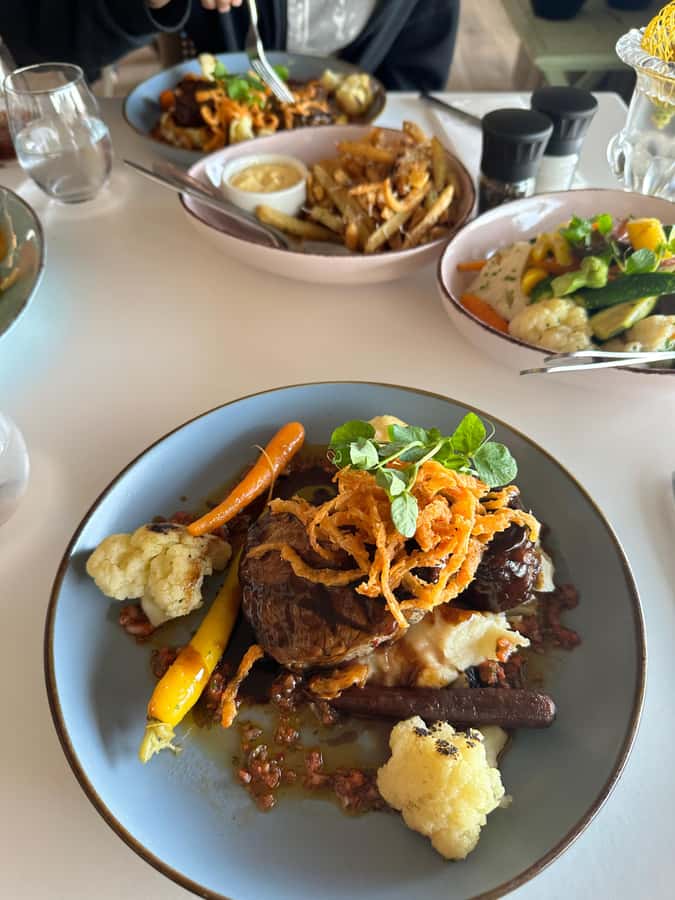 Cape Town: Cape of Good Hope & Penguins Full-Day Guided Tour - Simon’s Town is the practical lunch stop