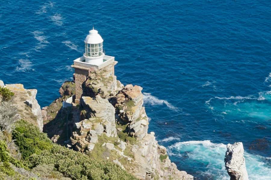 Cape Town: Cape Point and Penguin Colony Full Day Tour - Chapman’s Peak and the road south
