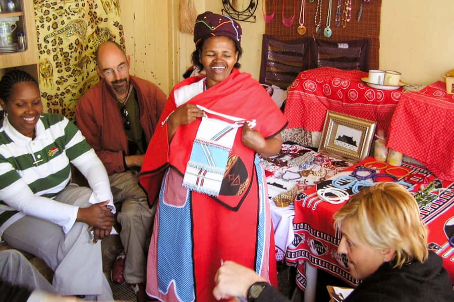 Cape Town: Guided Township Tour with Hotel Pickup - Gugulethu and Cape Town after Apartheid