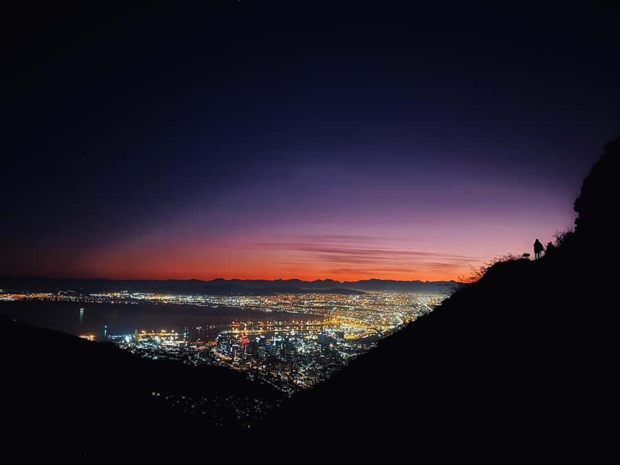 Cape Town: Lion's Head Sunrise or Sunset Hike - What to bring for a comfortable climb
