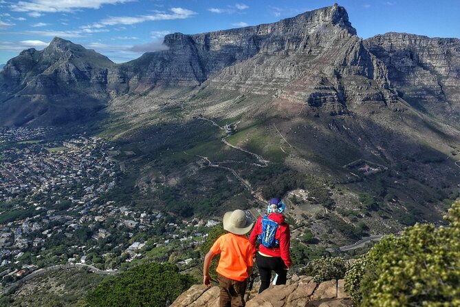 Cape Town: Lion's Head Sunrise/Sunset Hike - Sunrise from above the clouds
