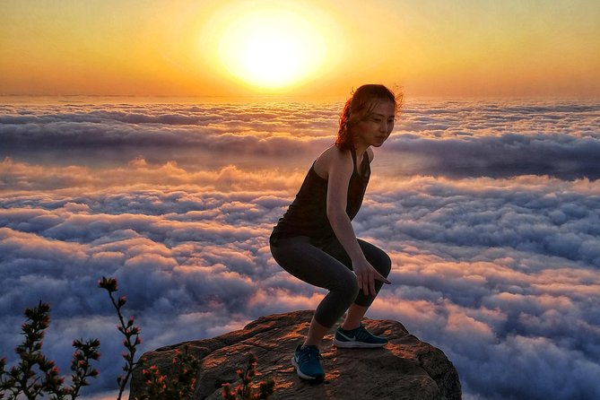 Cape Town: Lion's Head Sunrise/Sunset Hike - What to bring for a comfortable climb