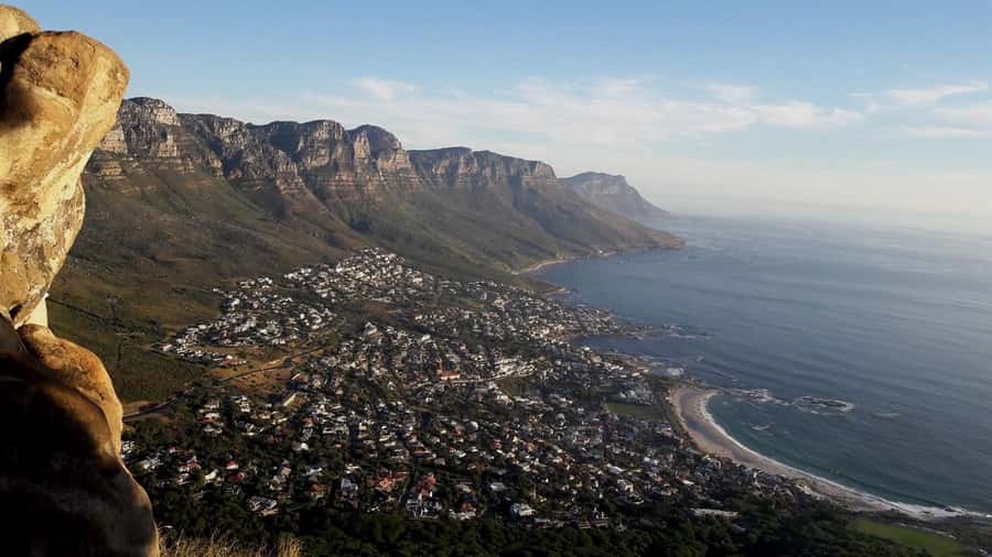 Cape Town: Lion's Head Sunrise with coffee or Sunset Hike - Ladders, chains, and the final rock section