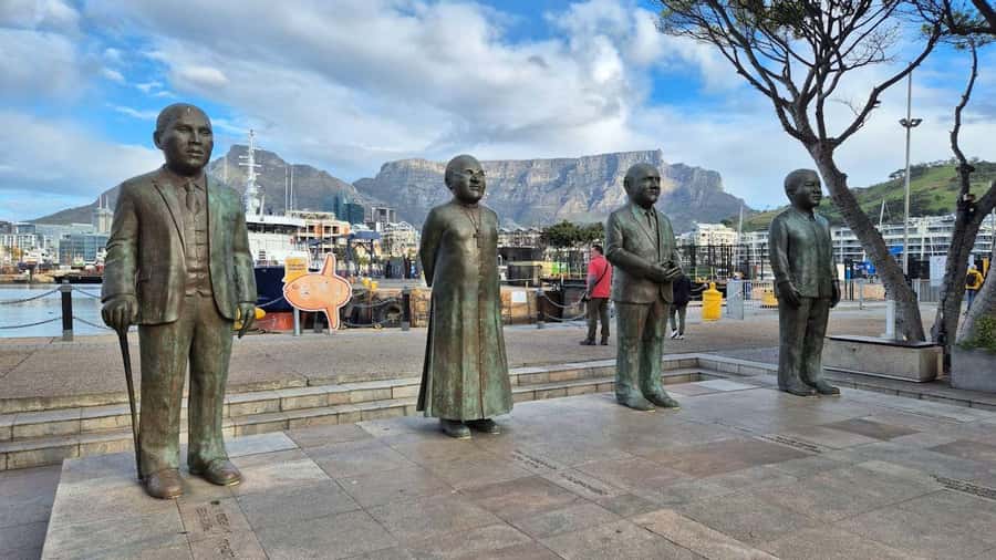 Cape Town: Private Walking Tour with a Local - Is this Cape Town walking tour worth booking?