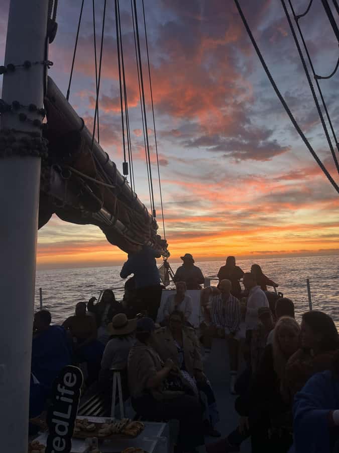 Cape Town: Sunset Cruise from V&A Waterfront with Bubbly - Should you book the sunset cruise?
