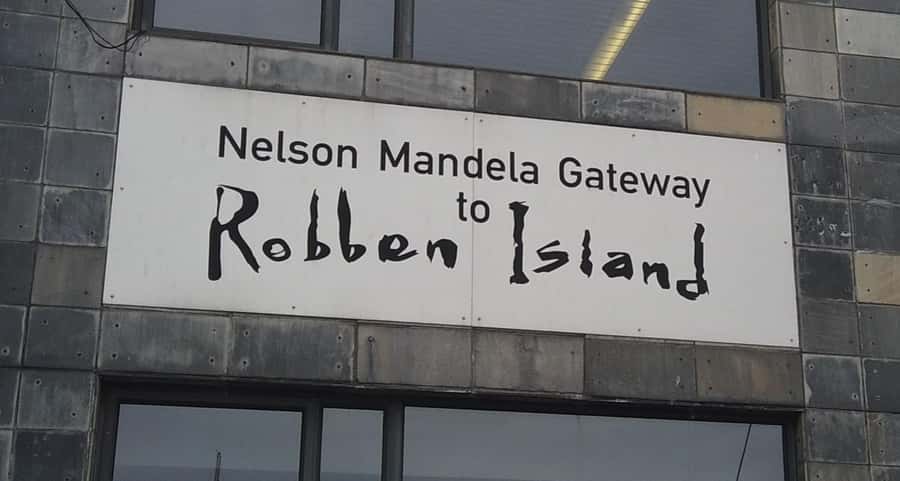 Cape Town: Table Mountain and Robben Island Tour - Table Mountain: views worth the ticket price