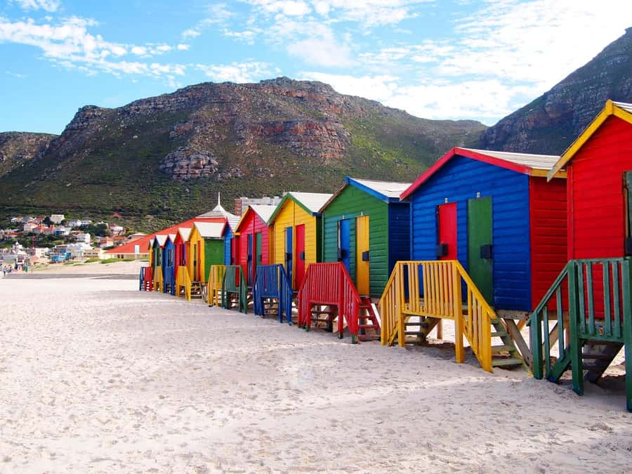 Cape Town: Table Mountain & Cape of Good Hope Full-Day Tour - Bo-Kaap adds colour and city context