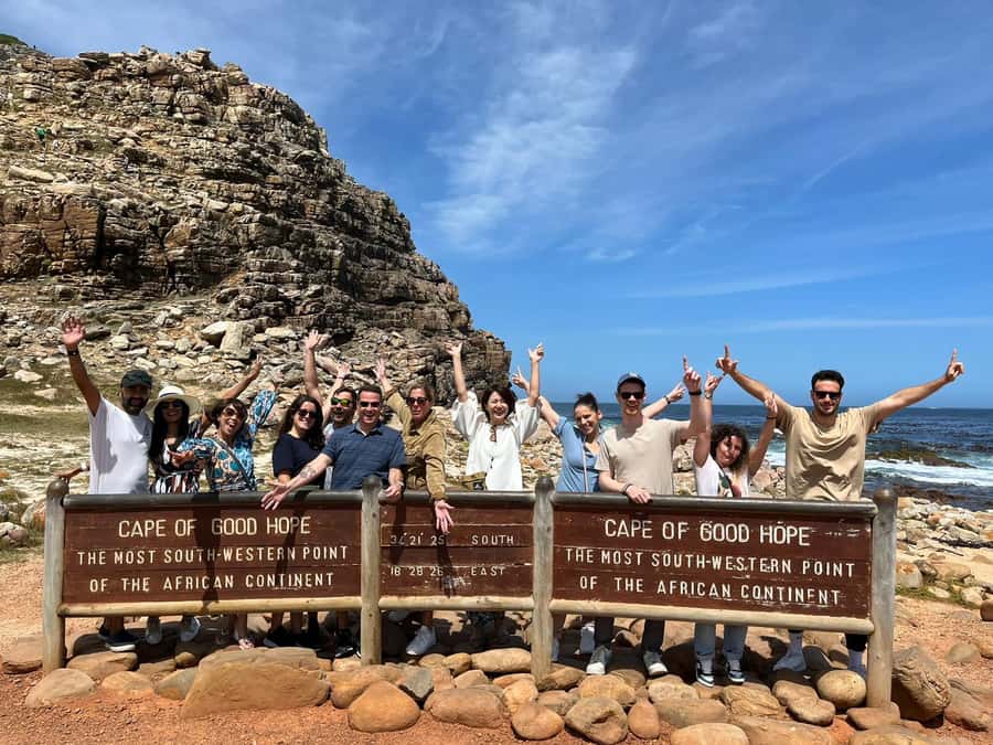 Cape Town: Table Mountain, Cape Point, & Penguins Group Tour - Chapman’s Peak Drive and Noordhoek