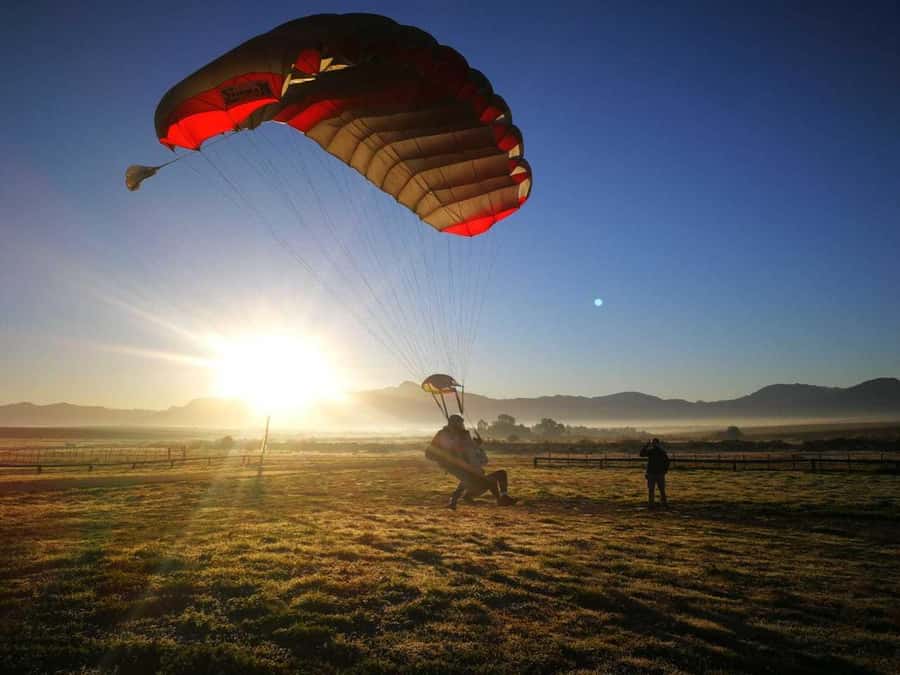 Cape Town: Tandem Skydiving - The 20 to 30 minute flight to altitude