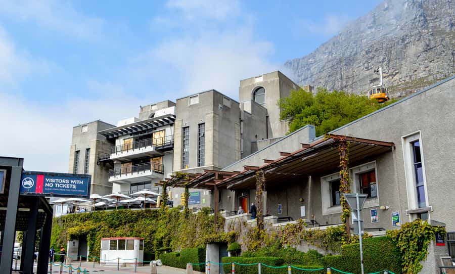 Cape Town Uncovered : Half-Day City Tour and Table Mountain - Who will get the most from this tour
