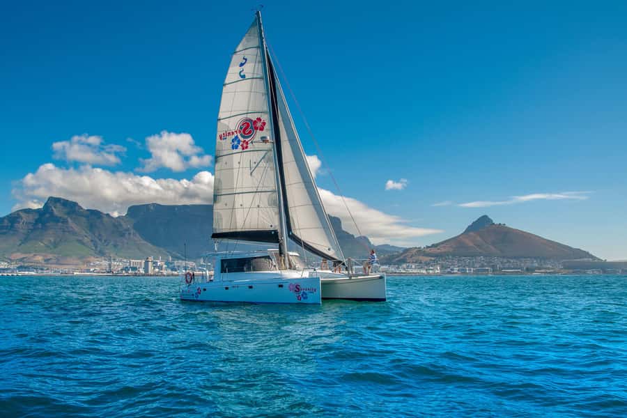 Cape Town Waterfront and Bay: Sailing Trip - Choosing a course by wind direction