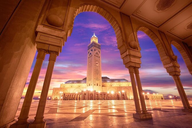 Casablanca City Night Tour and Traditional Moroccan Dinner - Twin Center and modern Casablanca